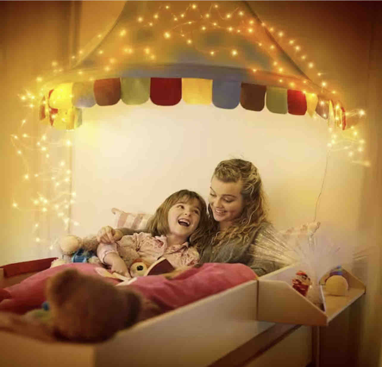 SOWAZ Outdoor 33 ft. Solar Mini Bulb 100 Integrated LED Copper Wire String Light with Warm Color