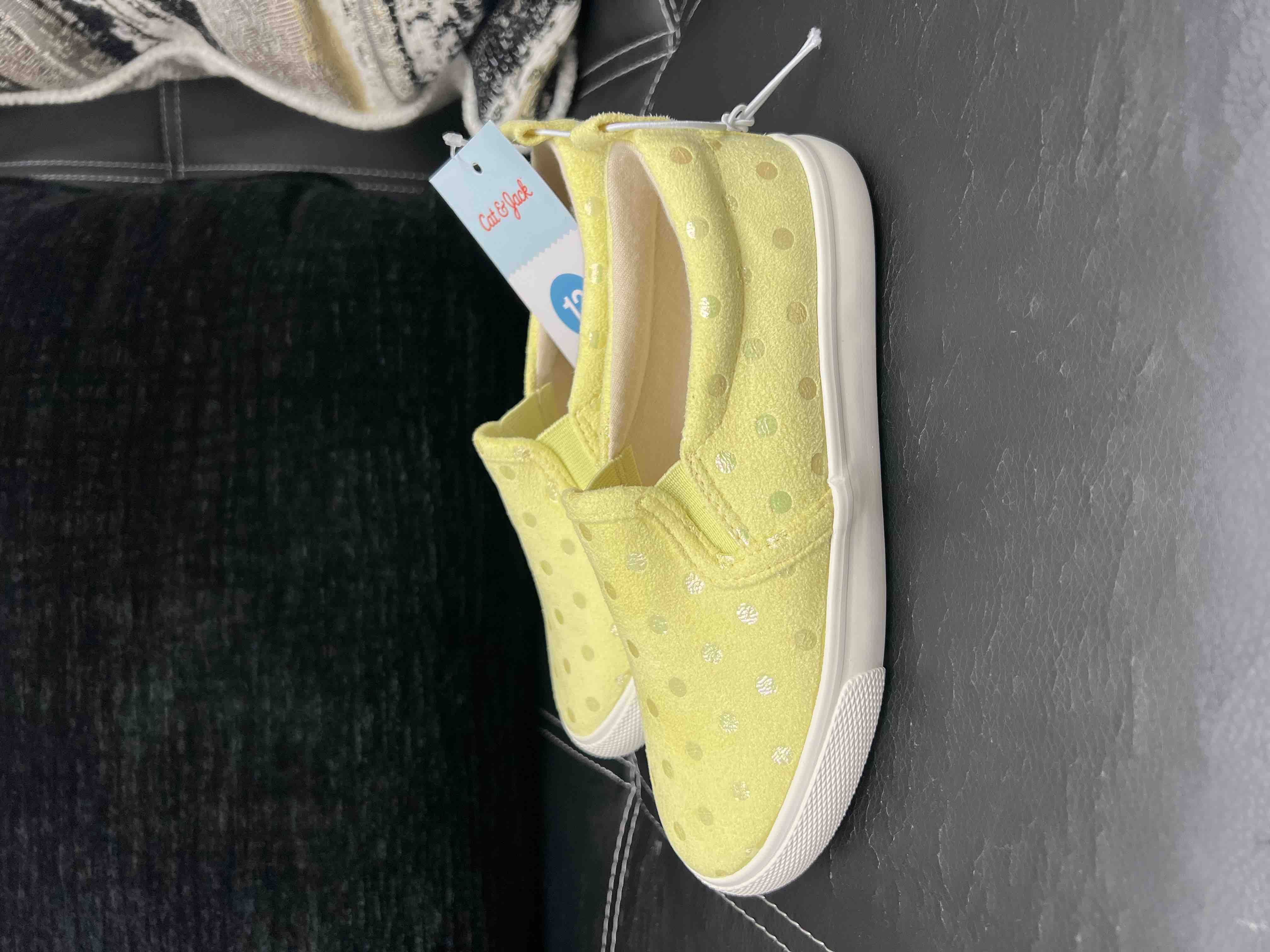 Cat & Jack Alexus Slip-On Sneakers—Yellow/White Polka-Dot, Toddler Girls’ Size 12