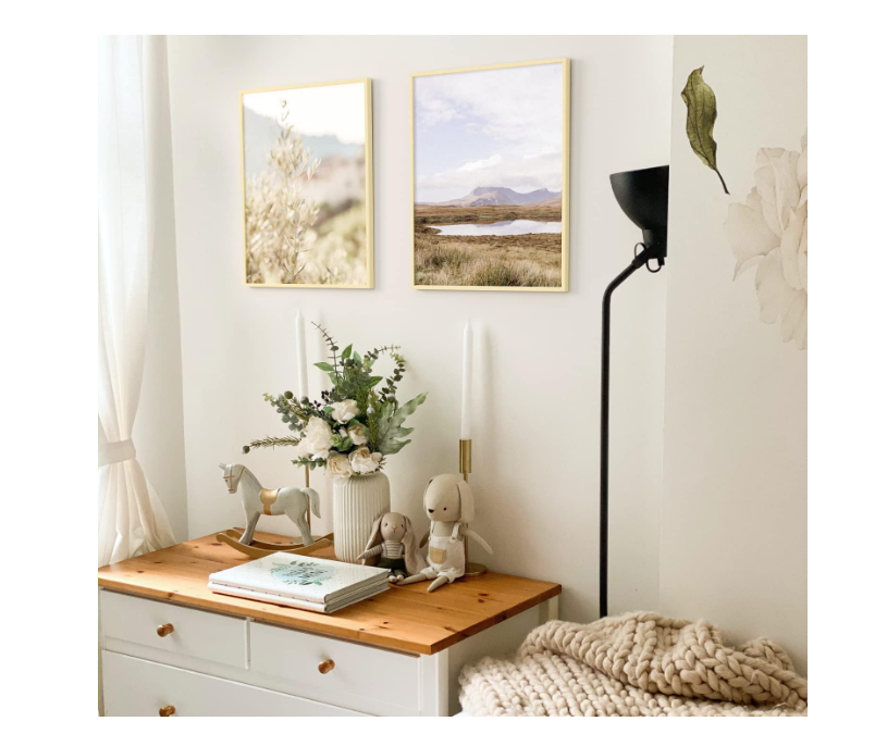 Homeforia 16x20 Gold Frame Matted to 11x14 - Metal 16 x 20 Picture Frames For Wall - Aluminum 16 by 20 Poster Frame - Tempered Glass - Wall Hook Included - Set of 1